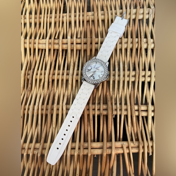 💕White Rubber Bling‎ Watch - Picture 2 of 2